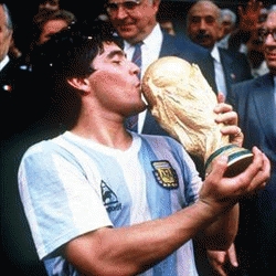Maradona<br><font size=1>Argentine</font>